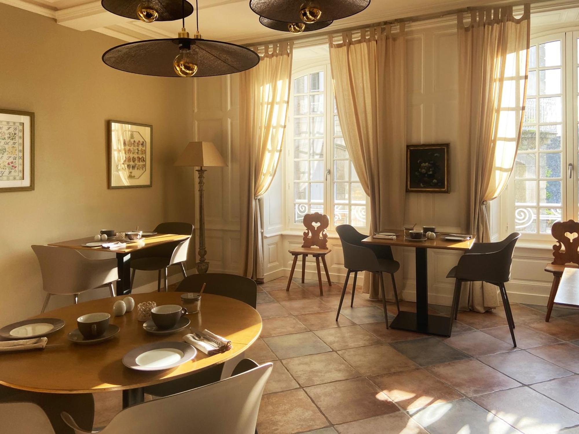 Maison d'hôtes La Garenne 2*